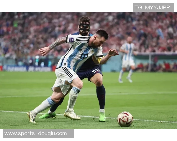 德尚怒斥法国队半场表现太慢亟需提升比赛节奏与活力