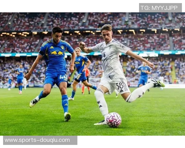 经纪人助理揭露葡萄牙体育暗中与曼联谈判意图抬高约克雷斯转会价格 经纪人助理揭露葡萄牙体育暗中与曼联谈判意图抬高约克雷斯转会价格