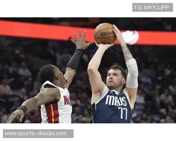 东契奇分析第四节胜利关键：防守连贯与进攻得分双管齐下