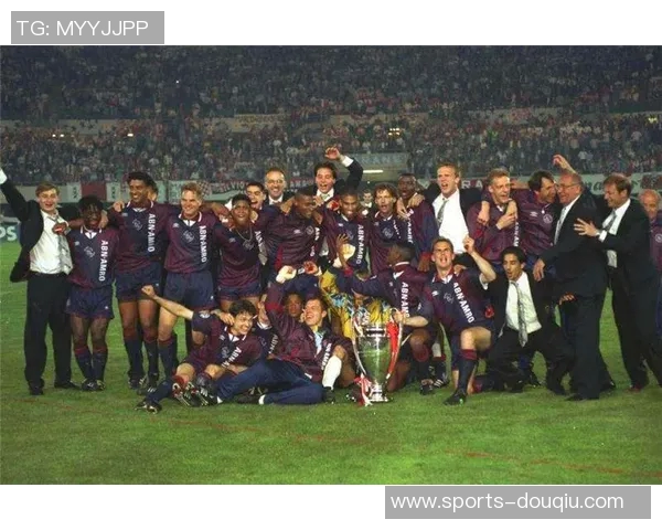 阿贾克斯与米兰洽谈租赁后购买伊布之子马克西米利安的交易事宜